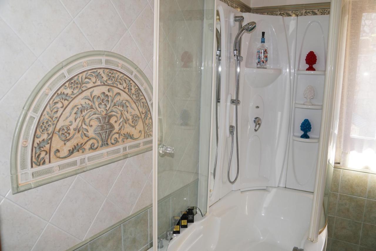 Villa Due Golfi Colli di Fontanelle Ngoại thất bức ảnh